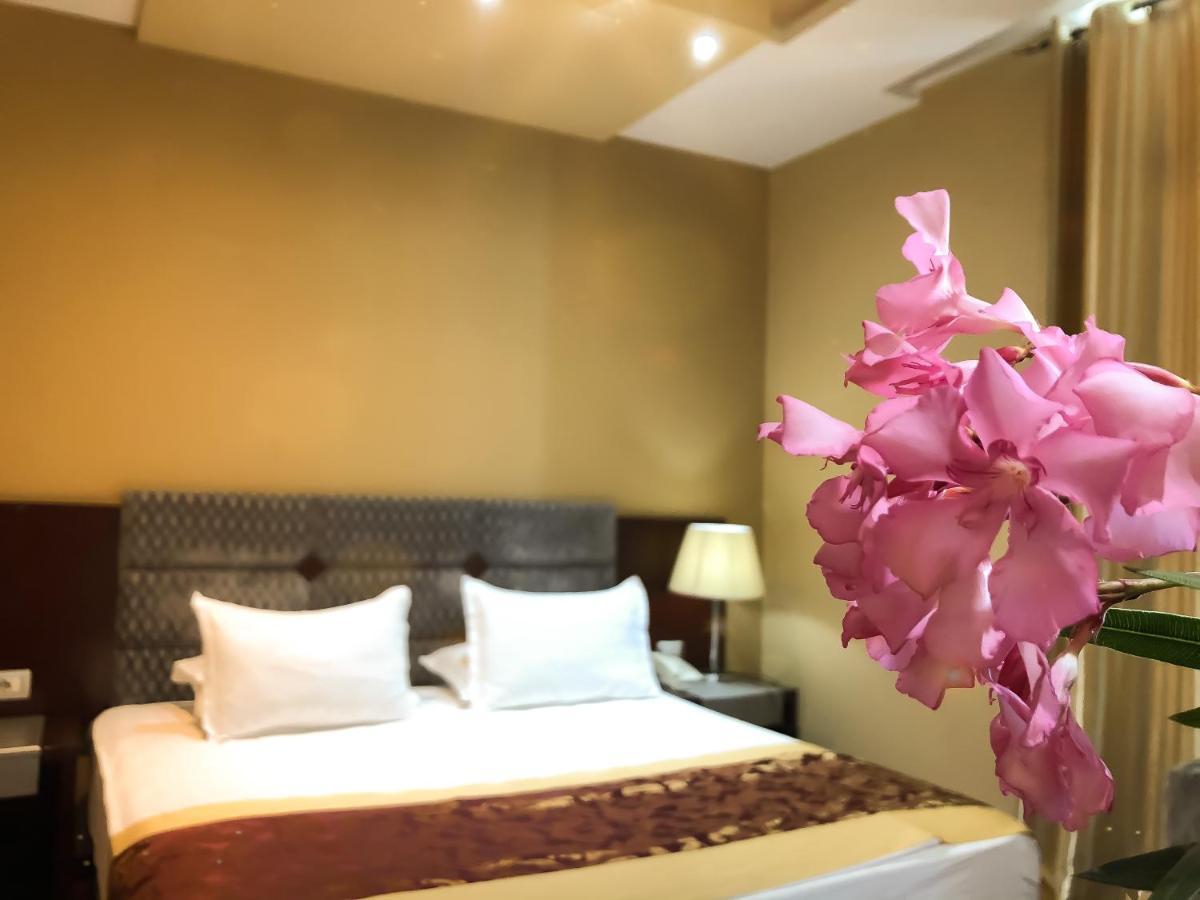 Hotel Arifi Shkodër Dış mekan fotoğraf