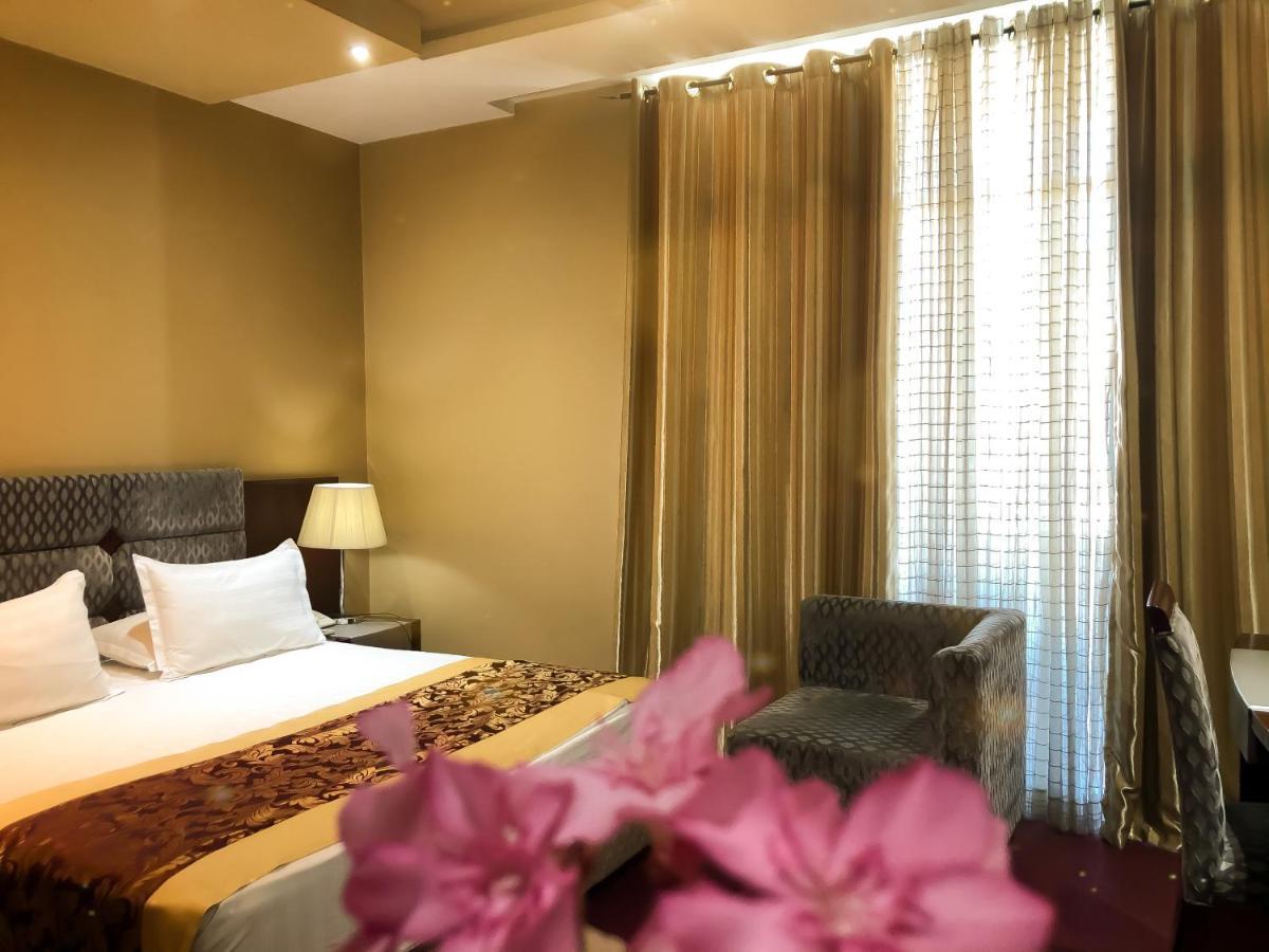 Hotel Arifi Shkodër Dış mekan fotoğraf