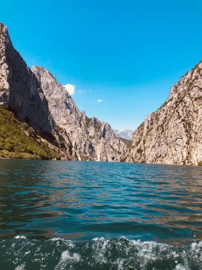 Hotel Arifi Shkodër Dış mekan fotoğraf